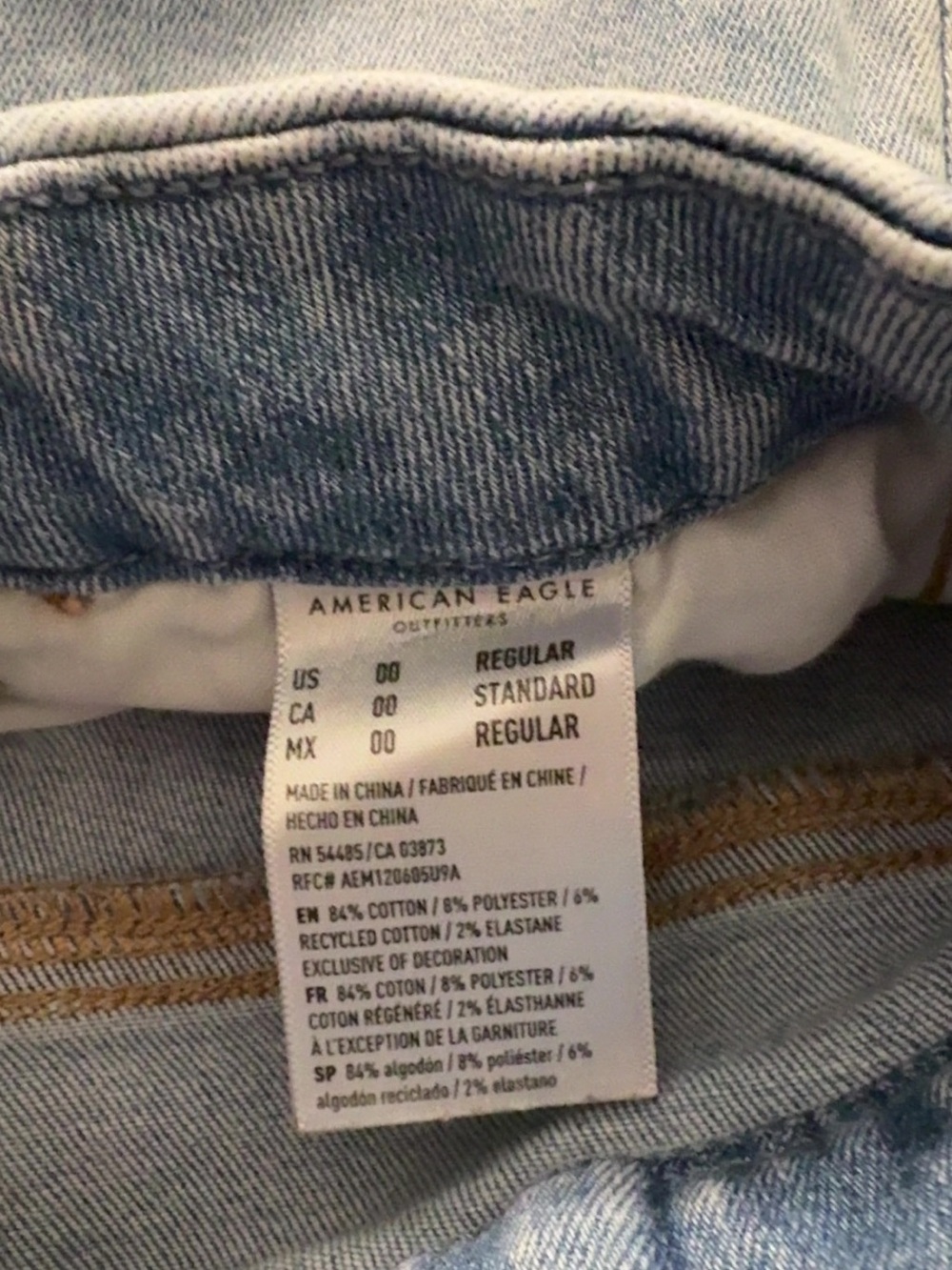 American Eagle Mom Distressed Jeans - Picture 4 of 5